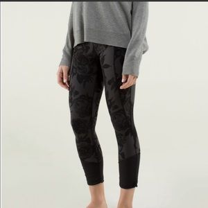 Lululemon Practice Daily Crop